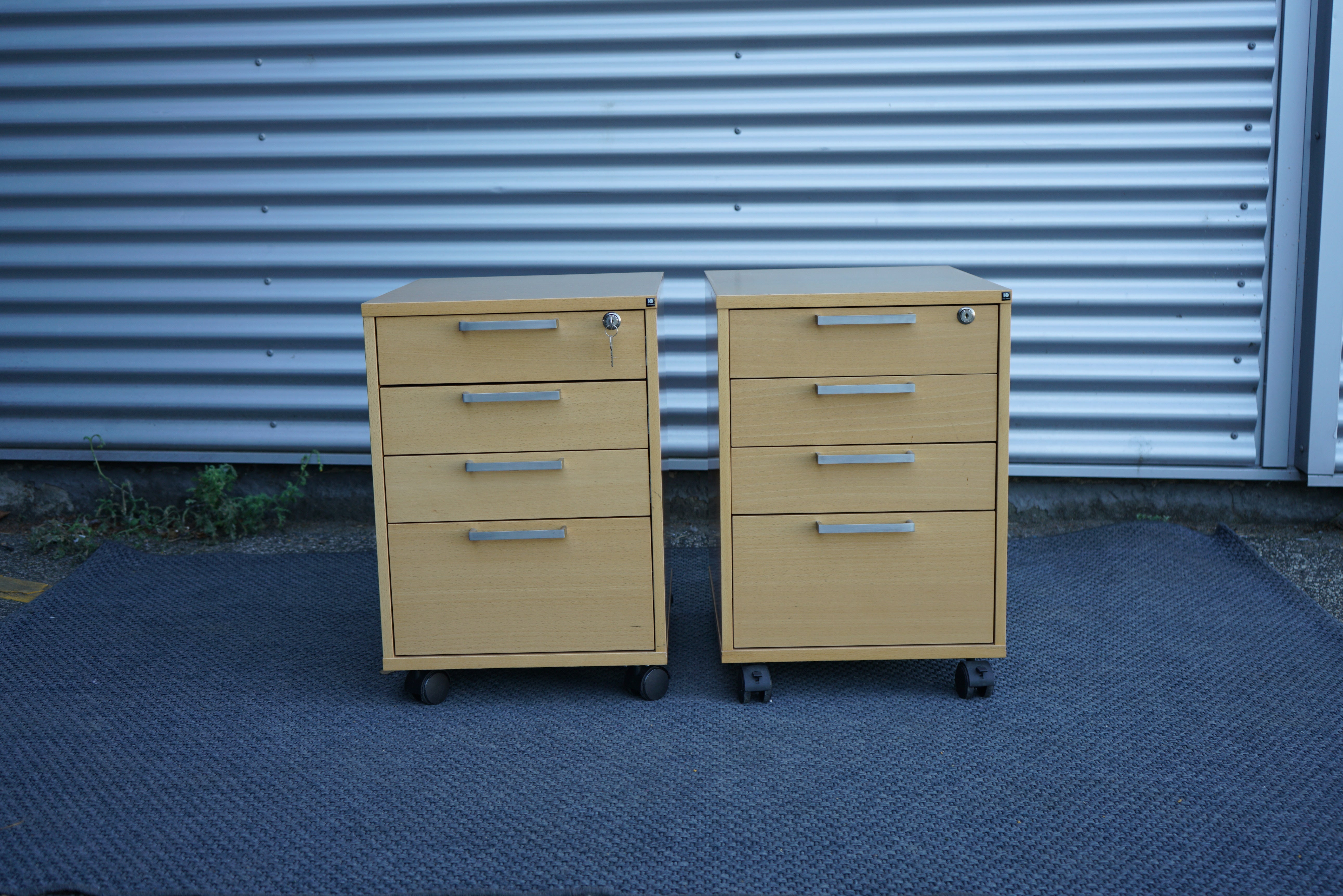 Holmris skuffekassette sort 55x40x50 cm – set forfra med lås i øverste skuffe